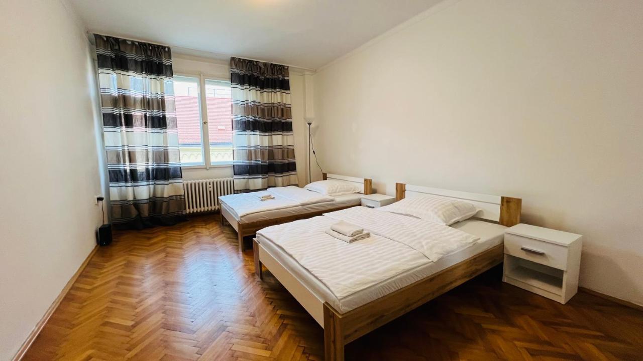 Cosy Flat In The Heart Of Prague Apartment Exterior photo